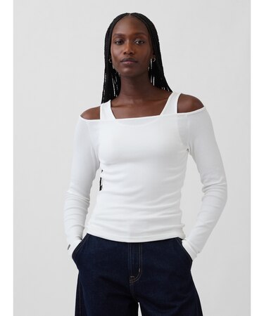 モダン オフショルダートップス