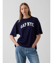 GAP NYCロゴ オーバーサイズTシャツ