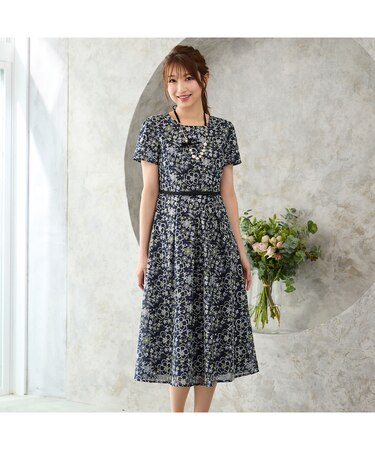 オーガンジー刺繍ワンピース