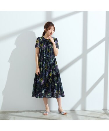 ボタニカルプリントワンピース