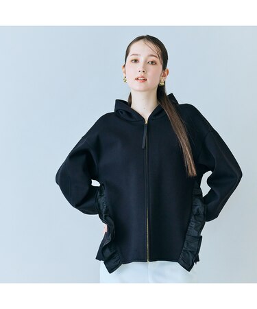 フリル付きジップアップパーカー