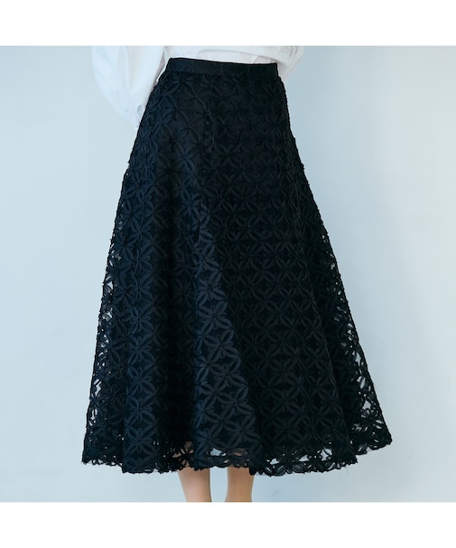 フラワー立体刺繍スカート