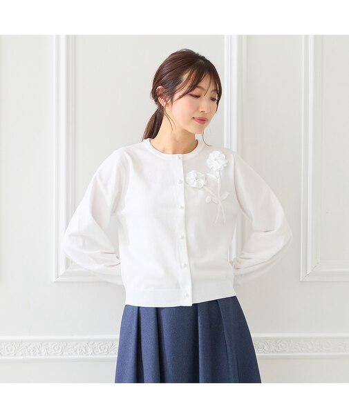 立体フラワーモチーフニットカーディガン