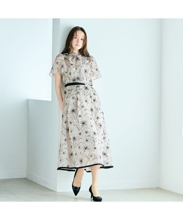 シアー刺繍バイカラーワンピース