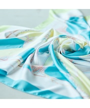 チェーンプリントスカーフ