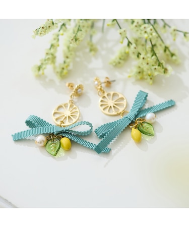 レモンのピアス