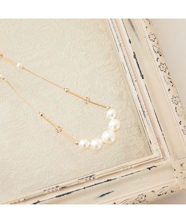 パール調ビーズゴールドシンプルネックレス