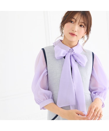 リボンタイボリューム袖ブラウス