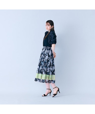 フラワーパネルプリントスカート