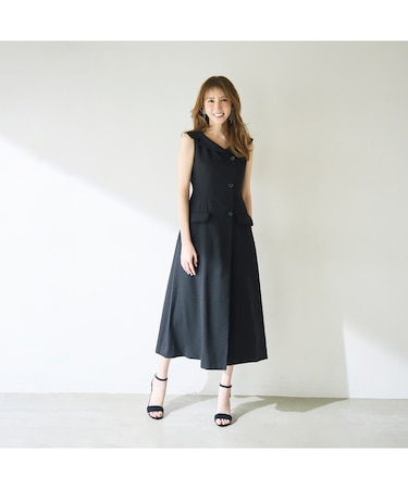 【モデル美香×Audie a Muses】ラップ風デザインワンピース