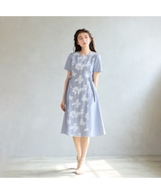 リボンベルト付きフラワー刺繍チェックワンピース