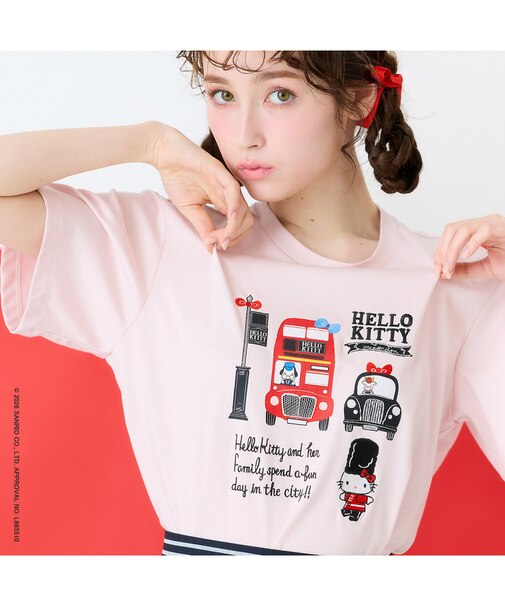 【HELLO KITTY】ハローキティ ロンドンプリント刺繍Tシャツ
