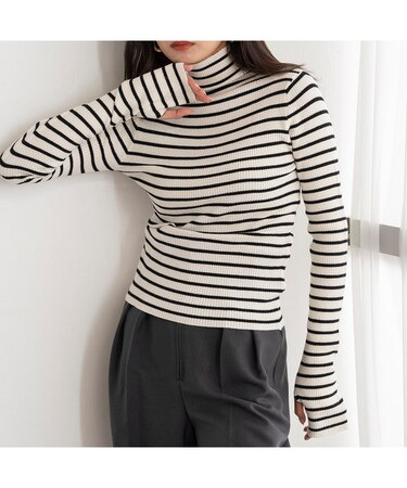ハイネックボーダーリブニット