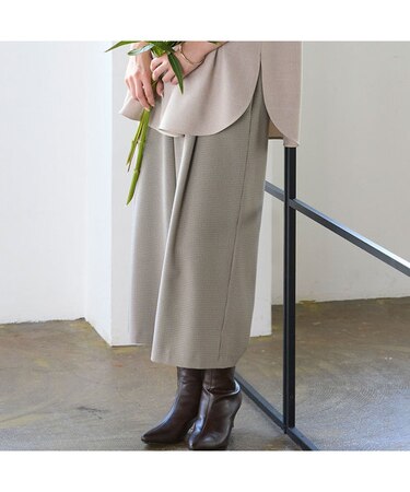 タックワイドパンツ