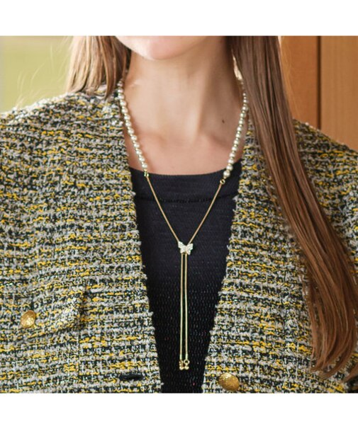 バタフライ×パール調 フリースライドネックレス