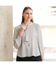 ヴィーナススエードプリント　ドレープブラウス