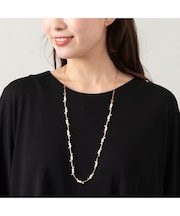 パール調ビジュー×ゴールド調パーツネックレス