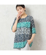【洗える・アンサンブル可能】幾何柄Tシャツ