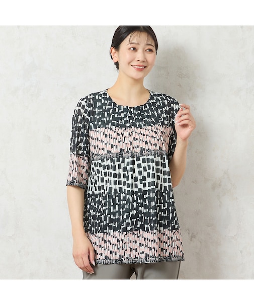 【洗える・アンサンブル可能】幾何柄Tシャツ