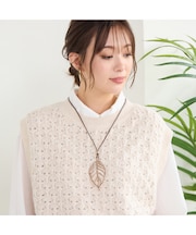 ブロンズ調リーフモチーフネックレス