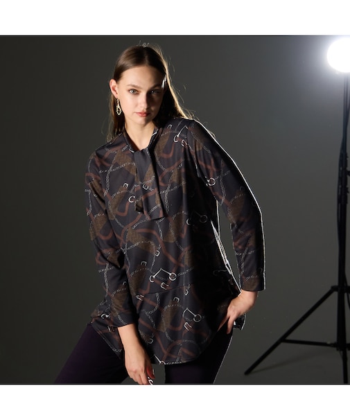 【M~4L】オーナメントプリントボウタイTシャツ