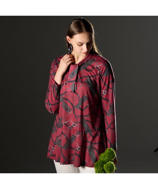 【M~4L】オーナメントプリントボウタイTシャツ