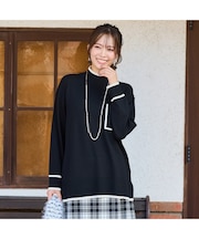パッチポケット付きハイネックニット