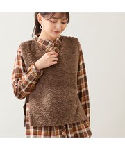 サイドベルトつき フェイクファーベスト