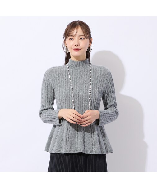 ホールガーメント編地変化フレアニット