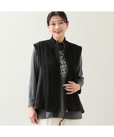 ケーブルニット×タフタベスト