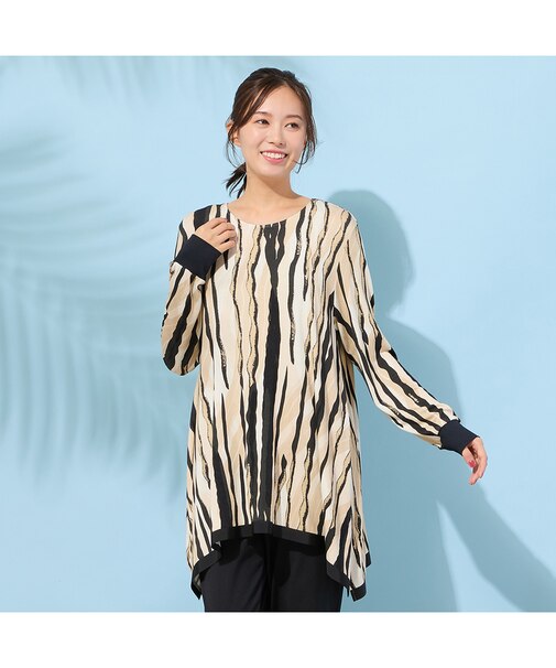 【手洗いOK】テントライン・プリントカットソー