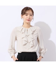 フリル衿ブラウス