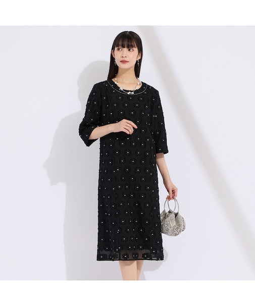 【M～4L】フラワーカットジャカードワンピース