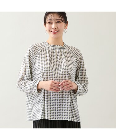 【洗える・L～4Lサイズ】幾何柄ギャザーブラウス