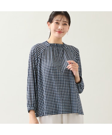 【洗える・L～4Lサイズ】幾何柄ギャザーブラウス