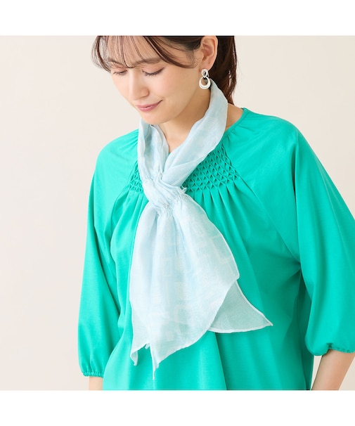 レーヨンシルク　スクエア柄ストール