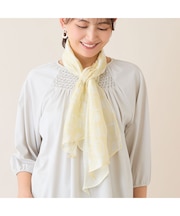 レーヨンシルク　スクエア柄ストール