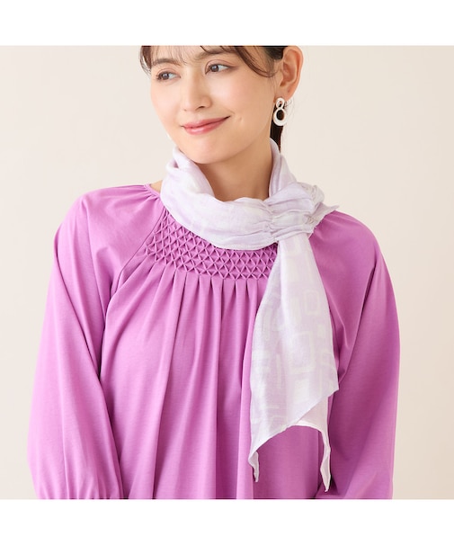 レーヨンシルク　スクエア柄ストール