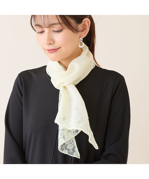 レース重ね刺繍入りストール