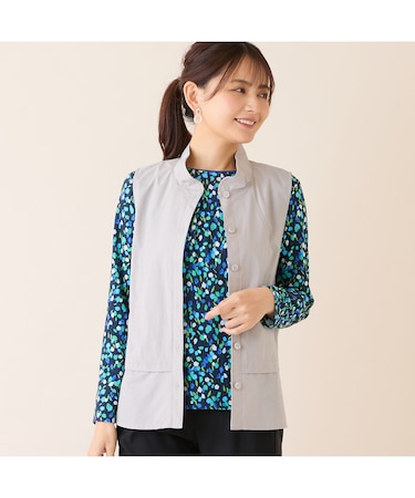 フリル襟ストレッチベスト