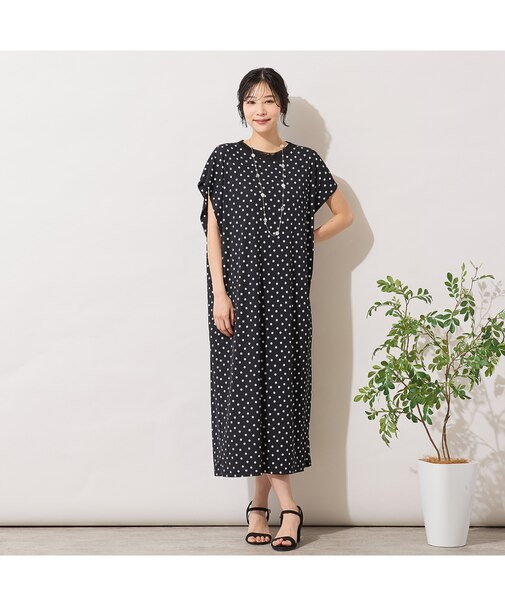 【手洗いOK】ドットプリント・パワーショルダーサックワンピース