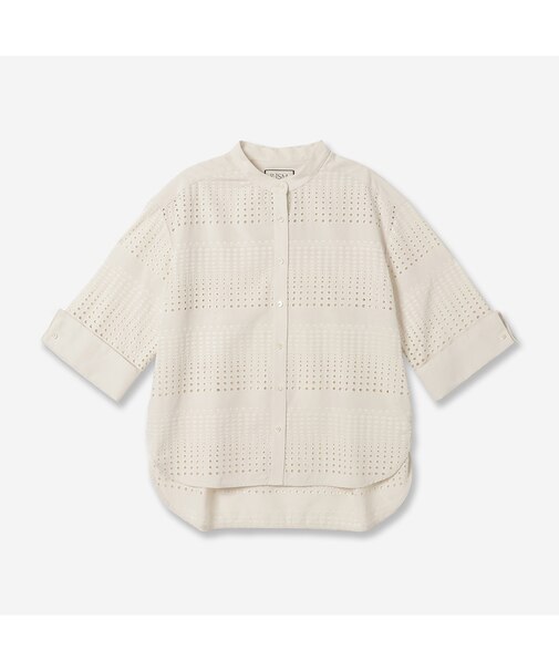 エンブロイダリーブラウス