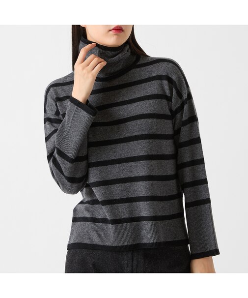 【カシミヤ100％】タートルネックボーダーニット
