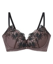 【BRAGENIC 脇高細見えtype】ノンワイヤーで谷間もシルエットも美しく整える(ノンワイヤーブラ)D-Ecup 〈BMI353〉