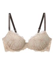 新色登場！【ＢＲＡＧＥＮＩＣ　盛り胸ｔｙｐｅ】くっきり谷間の盛り胸をメイク