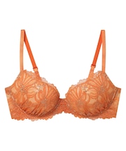 新色登場!【BRAGENIC 盛り胸type】くっきり谷間の盛り胸をメイク