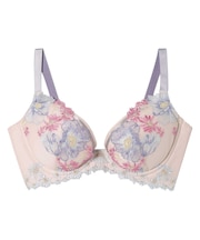 ダブル盛タイプ。グラマラス&リッチな谷間をメイク【グラマリッチ(Glama-Rich)】