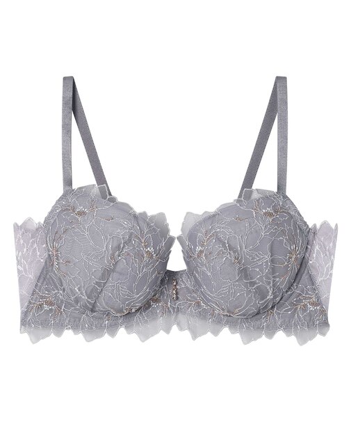 ふっくらとしたまる胸をキープ、脇＆背中もスッキリ【ホールドデイブラ（Ｈｏｌｄ　Ｄａｙ　Ｂｒａ）】