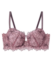 ふっくらとしたまる胸をキープ、脇&背中もスッキリ【ホールドデイブラ(Hold Day Bra)】