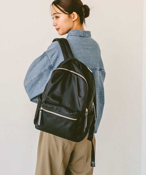 撥水軽量12ポケットリュック/234512